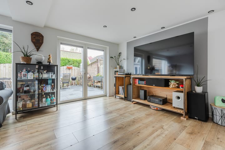 Foto 16 van Spoorstraat 62