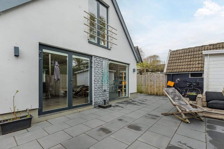 Foto 42 van Spoorstraat 62