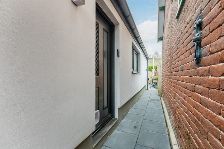 Foto 48 van Spoorstraat 62