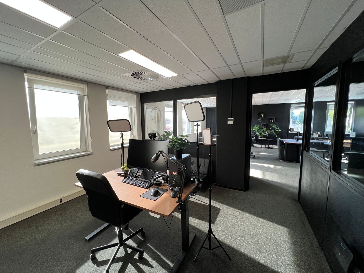 View photo 2 of Parkweg 24