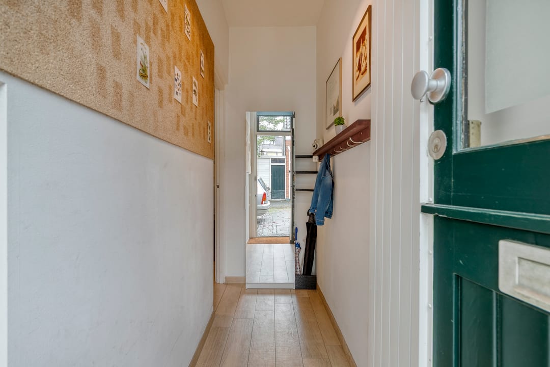 Photo 8 of Wilhelminastraat 68