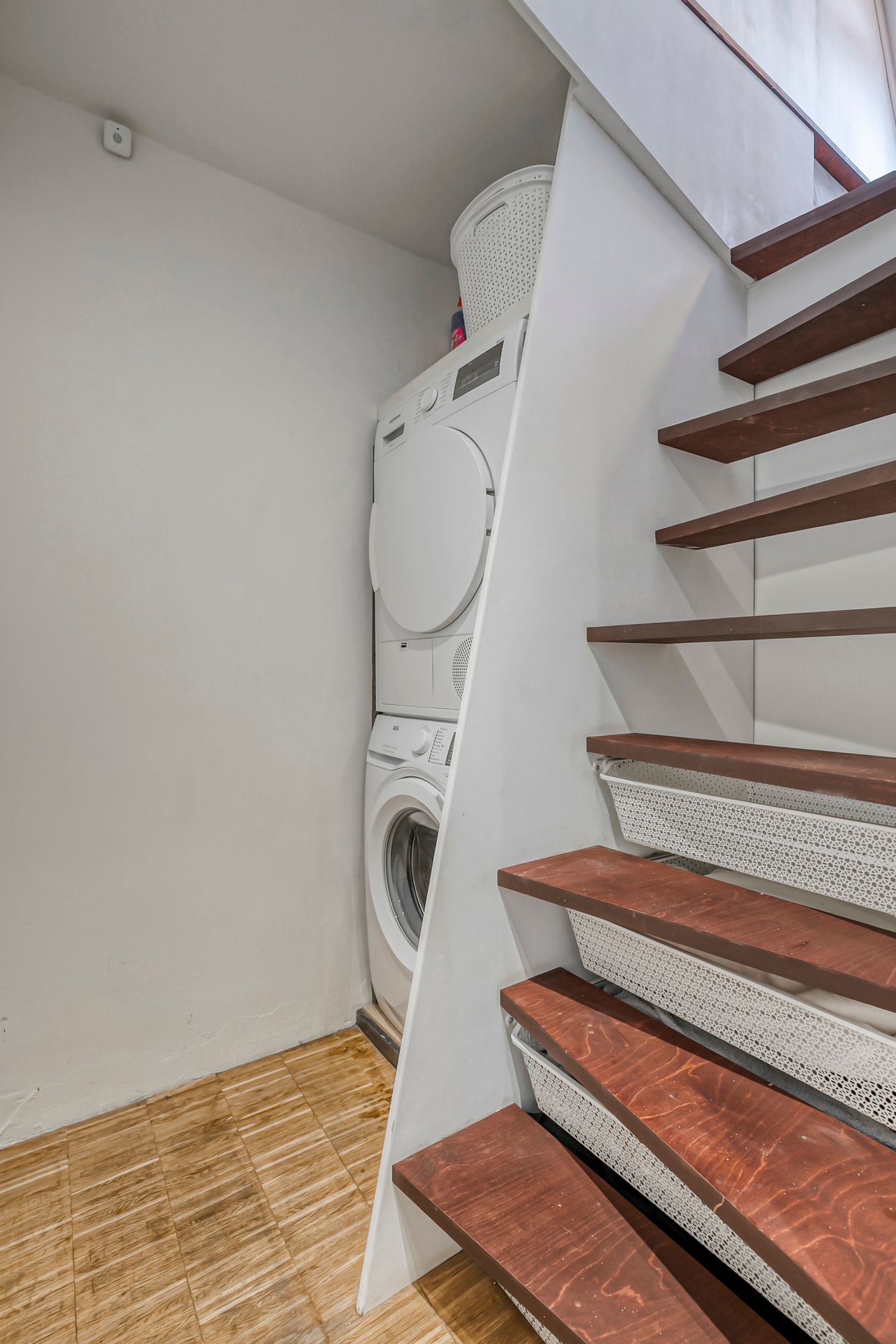 Photo 18 of Wilhelminastraat 68