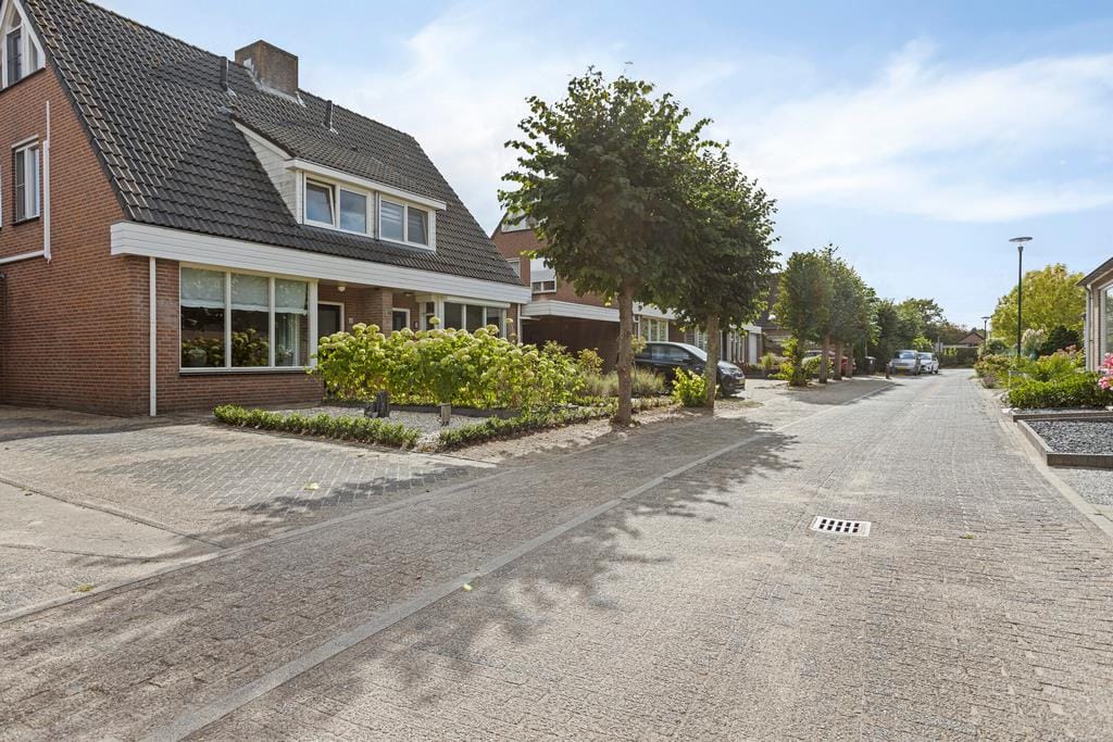 Photo 2 of Antoniusweg 10
