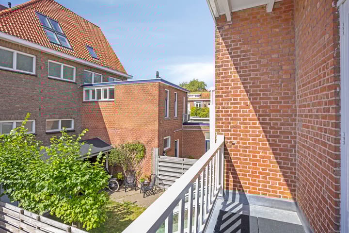 Foto 18 van Van Overstratenlaan 5