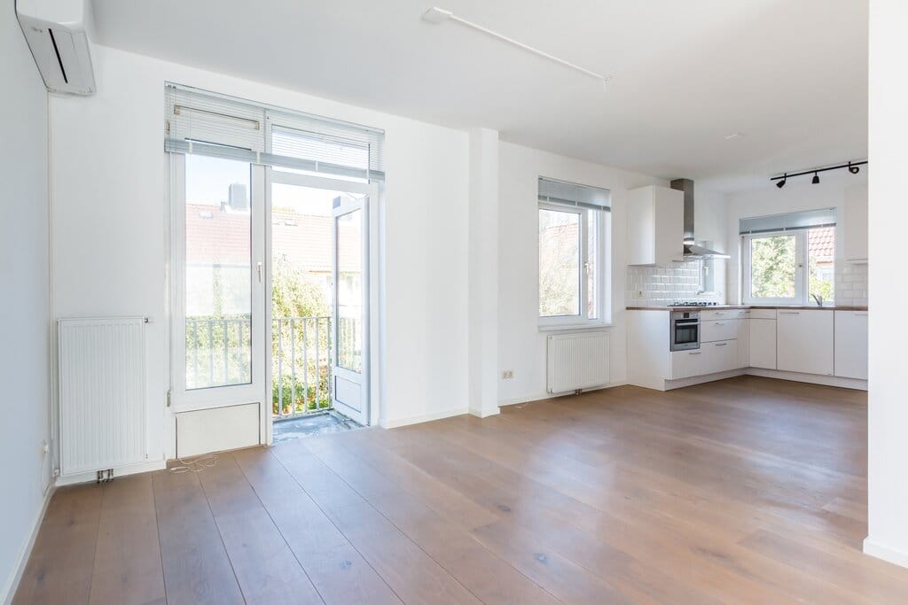 Photo 5 of Medemblikstraat 33-1