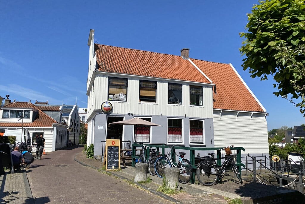 Photo 22 of Medemblikstraat 33-1