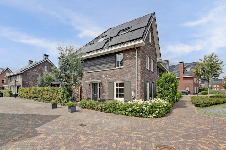 Photo 61 of Notarisappelpad 10