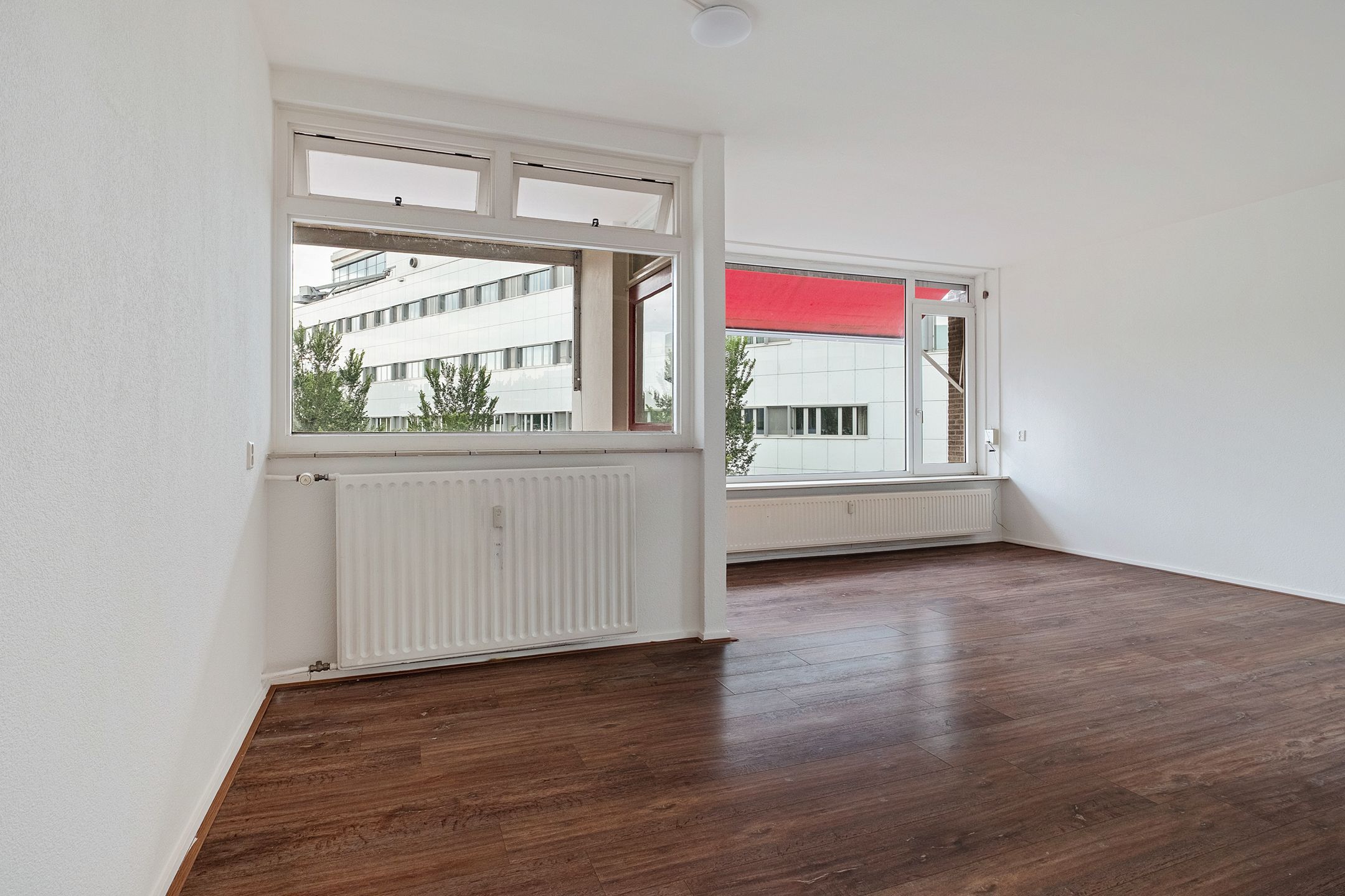 Foto 12 van Boulevard 1945 226