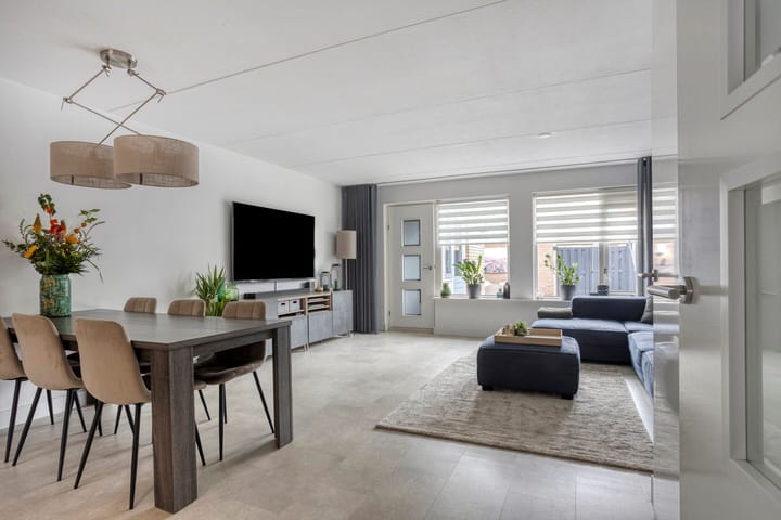 Photo 2 of Teenhoek 8