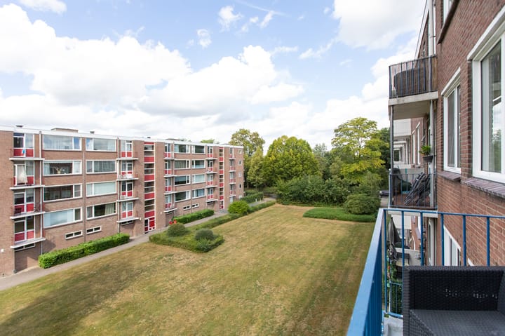 Foto 33 van van Hogendorplaan 50-F