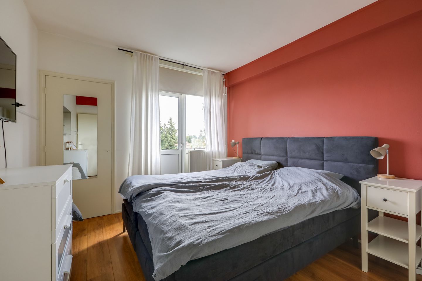 Photo 34 of van Hogendorplaan 50-F