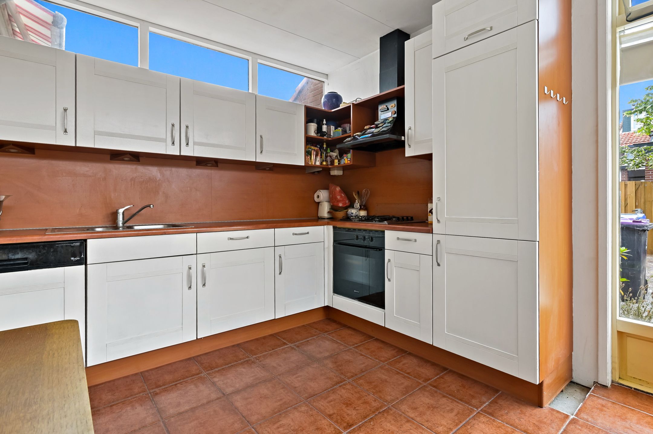 Photo 12 of Prins Bernhardstraat 9