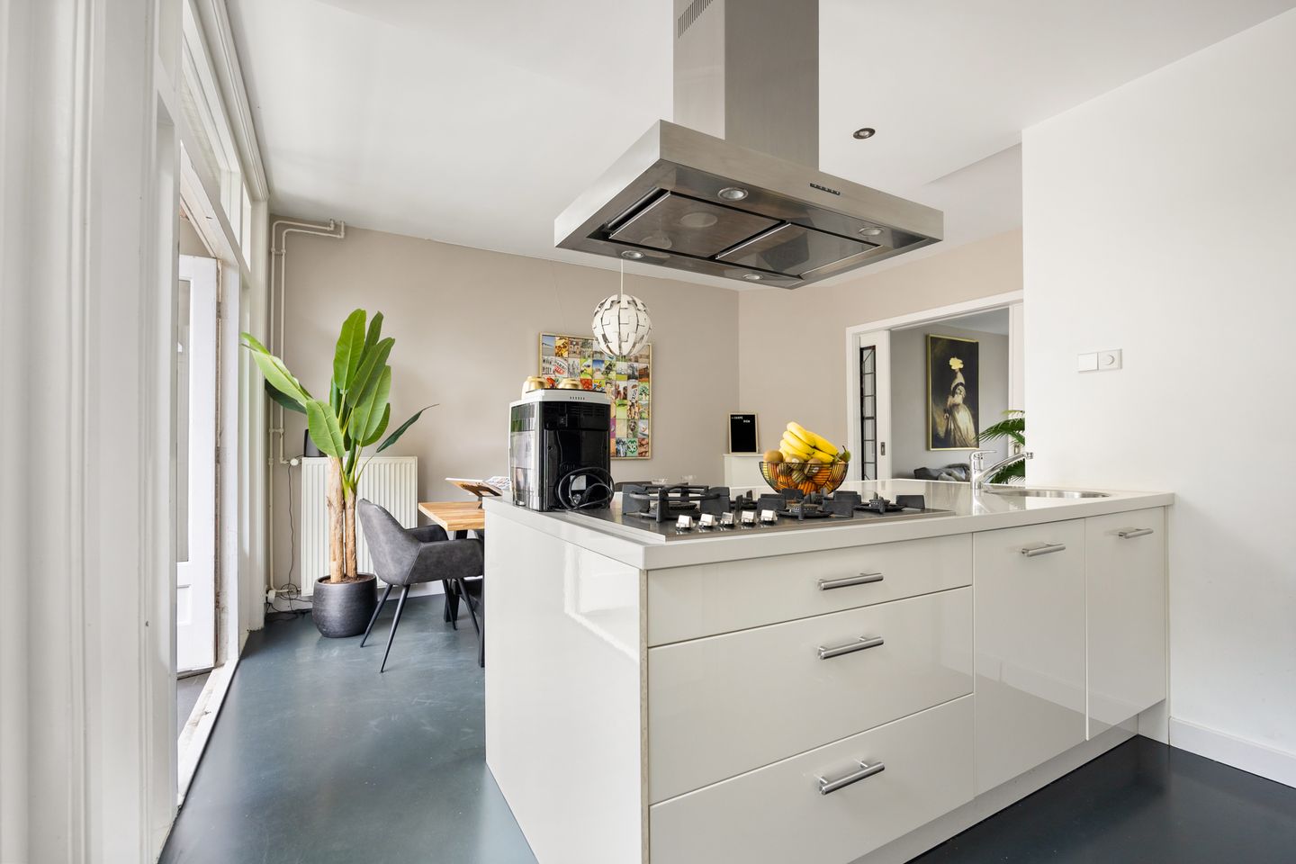 Foto 10 van Johannes van der Waalsstraat 101-1