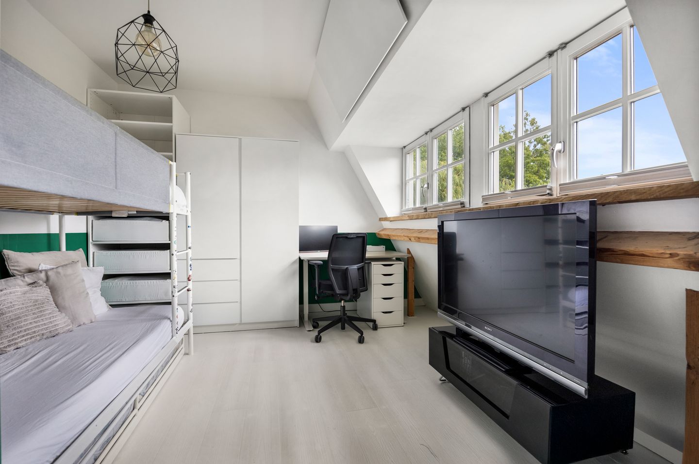 Foto 20 van Johannes van der Waalsstraat 101-1