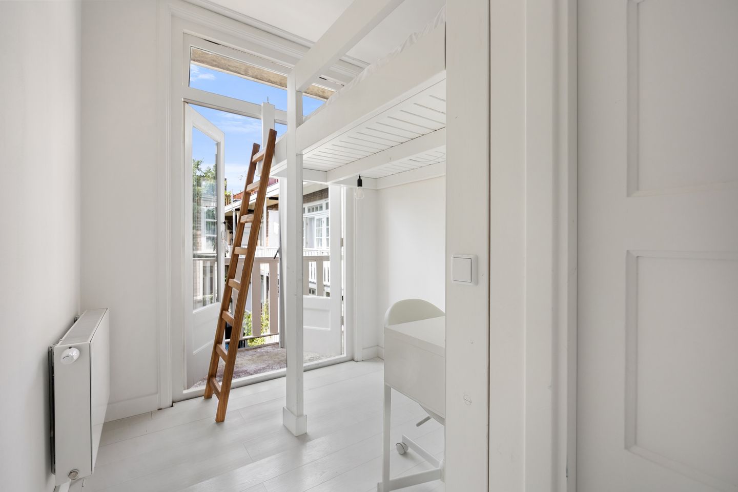 Foto 25 van Johannes van der Waalsstraat 101-1