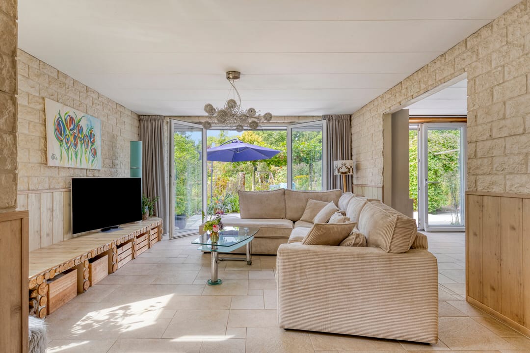 Foto 8 van Julianalaan 13