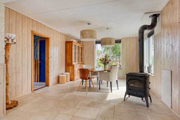 Photo 9 of Julianalaan 13