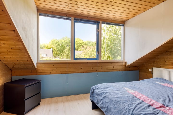 Photo 24 of Julianalaan 13