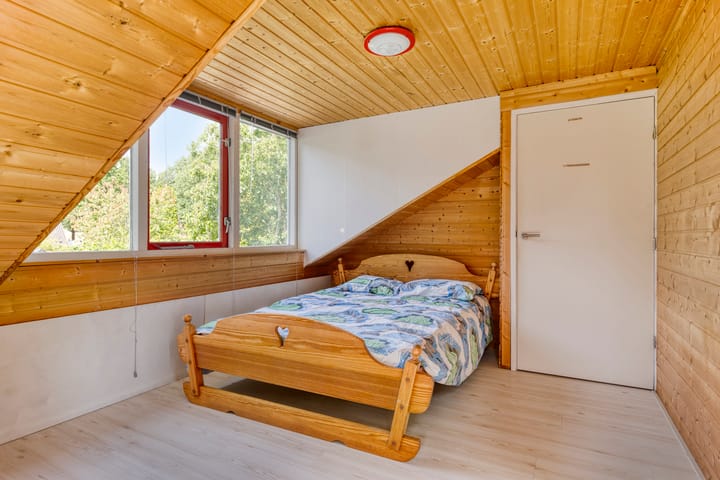 Photo 25 of Julianalaan 13