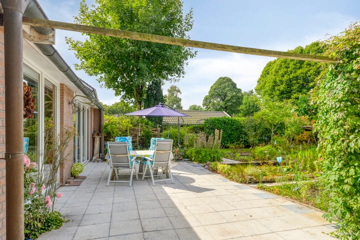 Photo 31 of Julianalaan 13