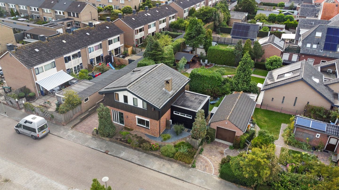 Photo 44 of Burgemeester Hermsenstraat 98-B