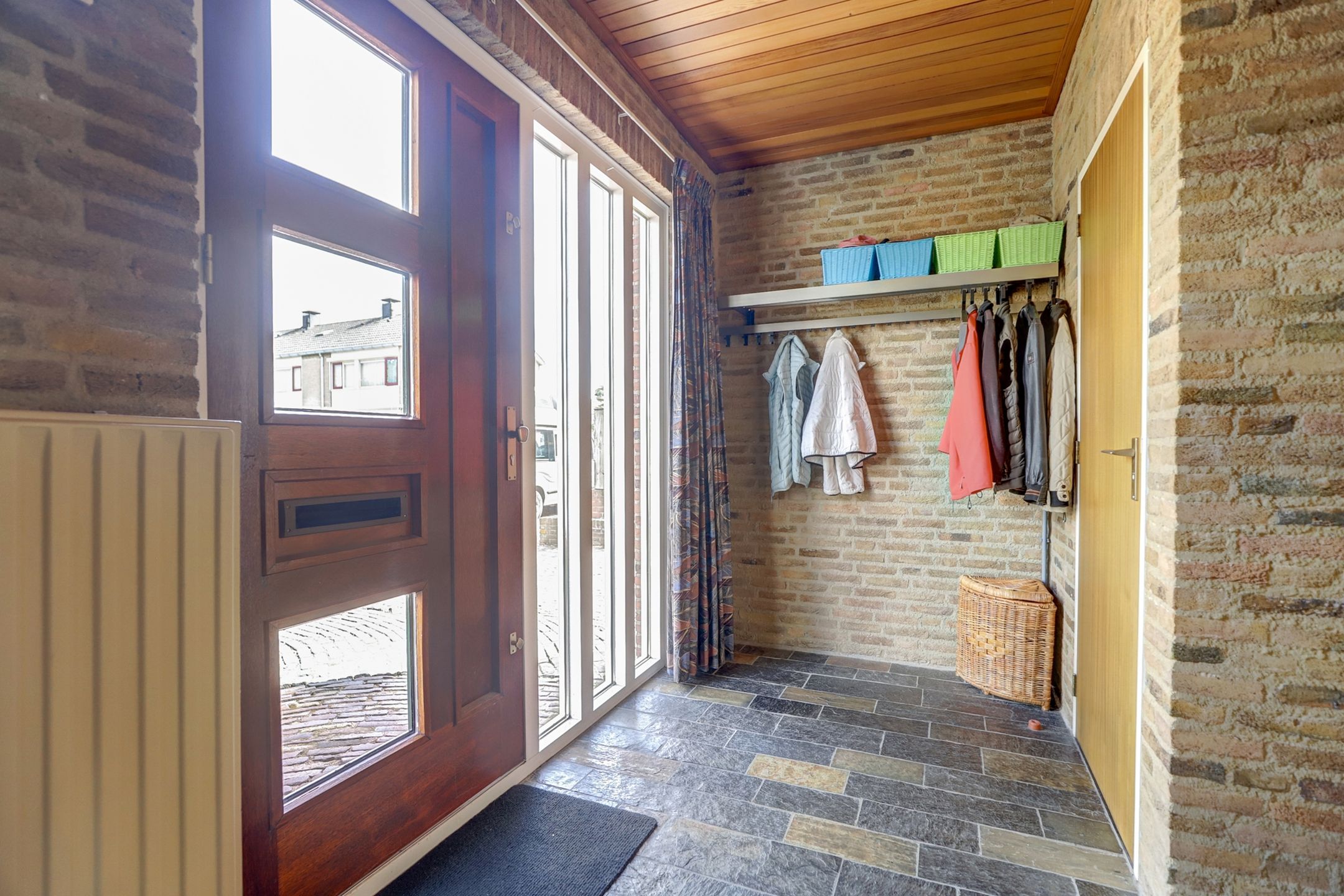 Photo 18 of Burgemeester Hermsenstraat 98-B