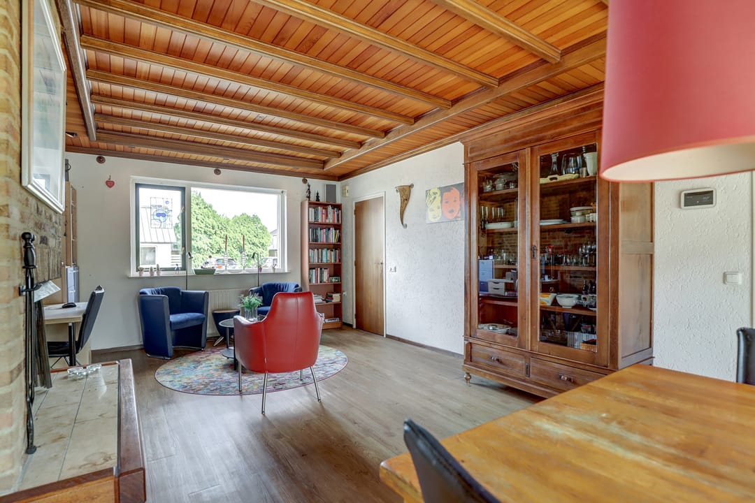 Photo 8 of Burgemeester Hermsenstraat 98-B