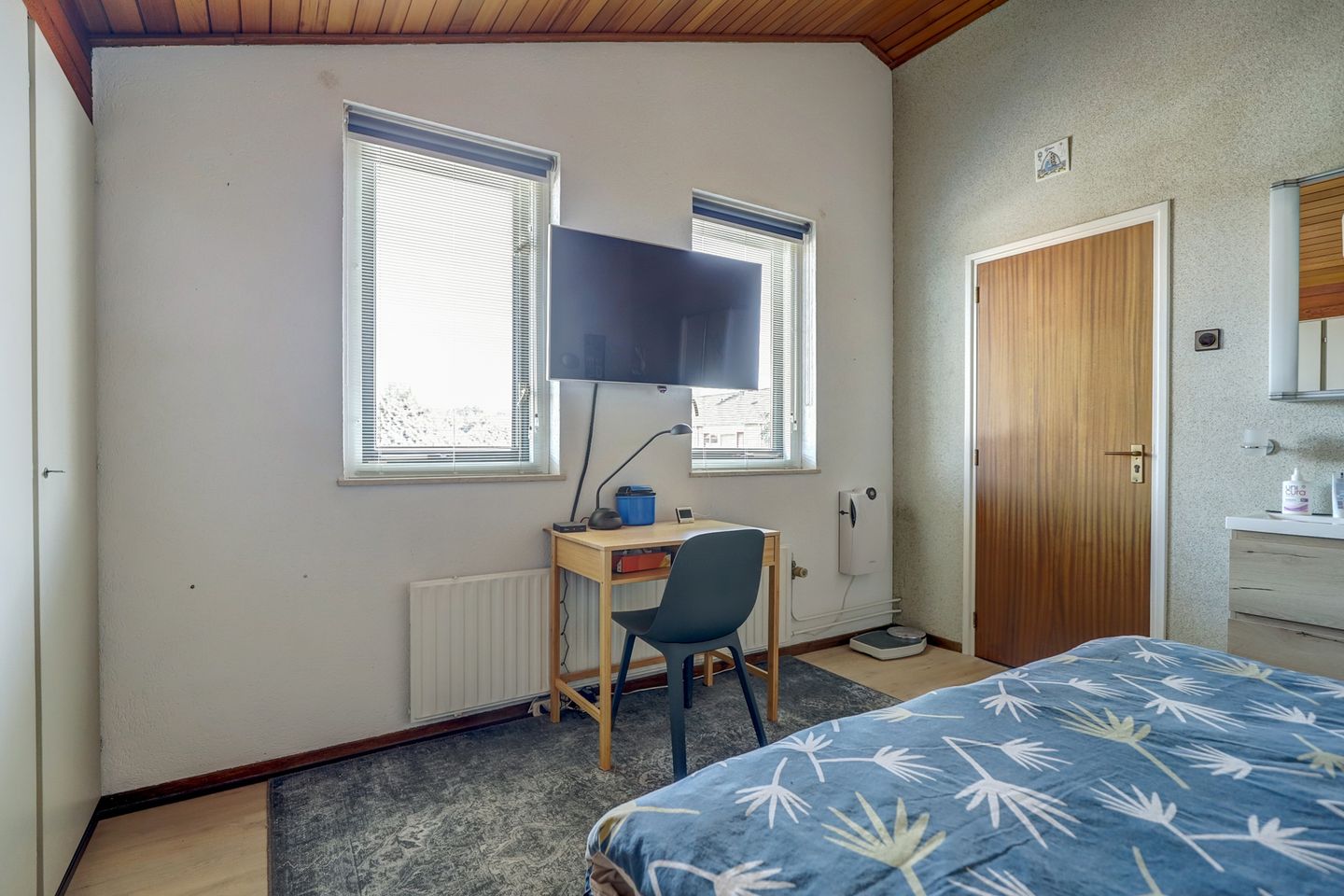 Photo 25 of Burgemeester Hermsenstraat 98-B