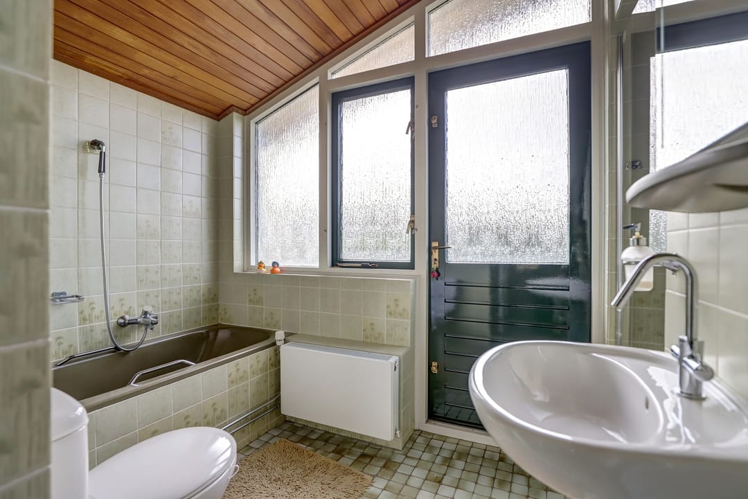 Photo 28 of Burgemeester Hermsenstraat 98-B