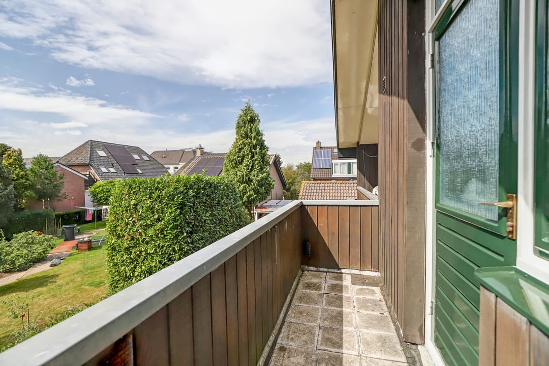 Photo 31 of Burgemeester Hermsenstraat 98-B