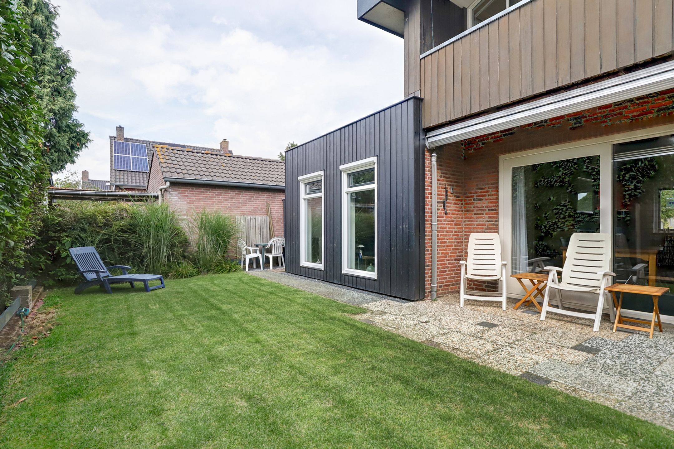 Photo 39 of Burgemeester Hermsenstraat 98-B