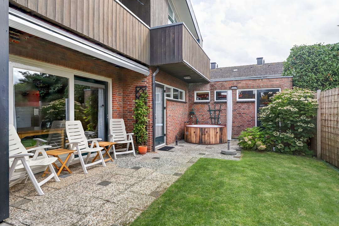 Photo 41 of Burgemeester Hermsenstraat 98-B