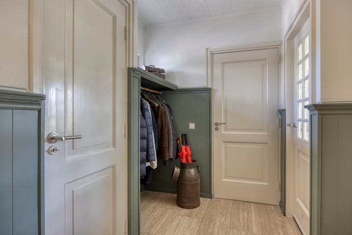 Foto 16 van Hugo Thijssensplein 1