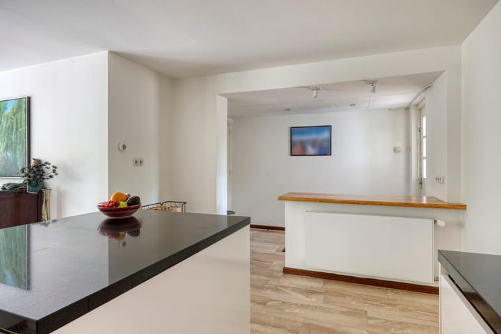 Foto 34 van Hugo Thijssensplein 1