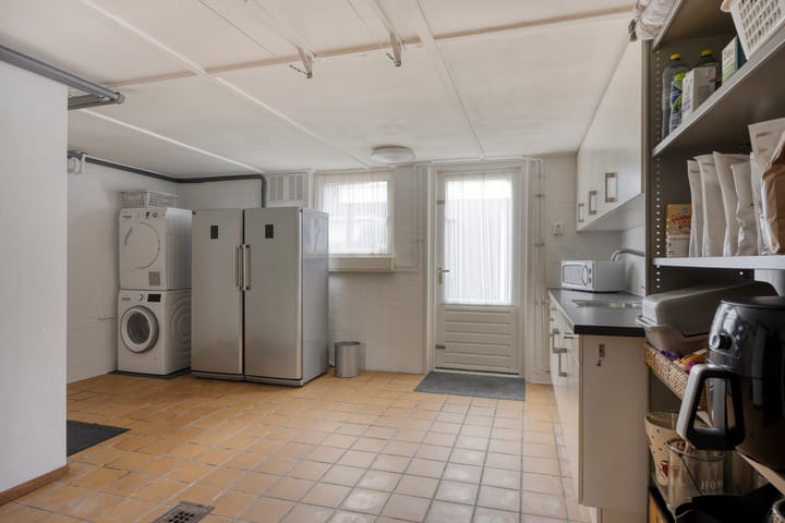 Foto 37 van Hugo Thijssensplein 1