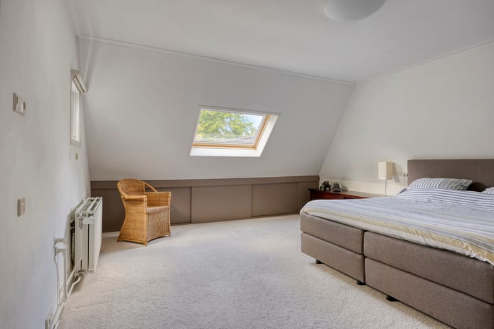 Foto 41 van Hugo Thijssensplein 1