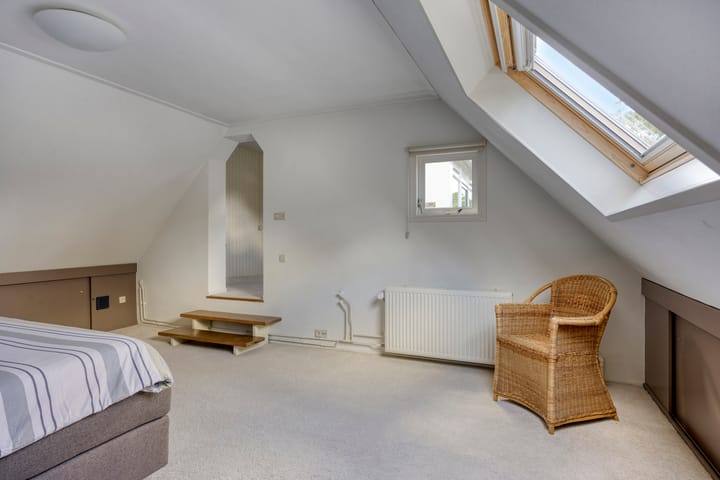 Foto 43 van Hugo Thijssensplein 1