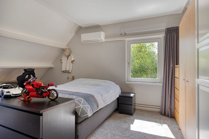 Foto 45 van Hugo Thijssensplein 1