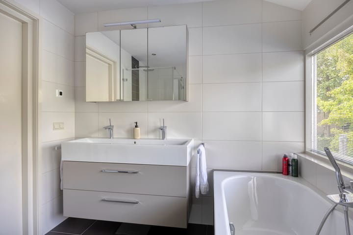 Foto 50 van Hugo Thijssensplein 1