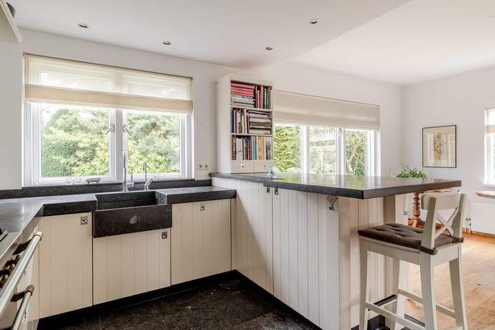 Photo 18 of Ameroever 64