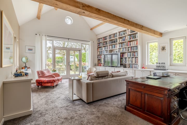 Photo 34 of Ameroever 64