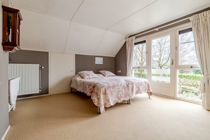 Photo 27 of Ameroever 64