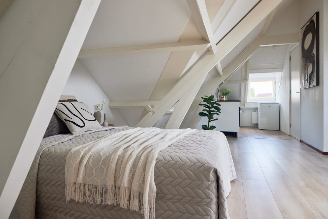 Photo 16 of Achterom 127-C