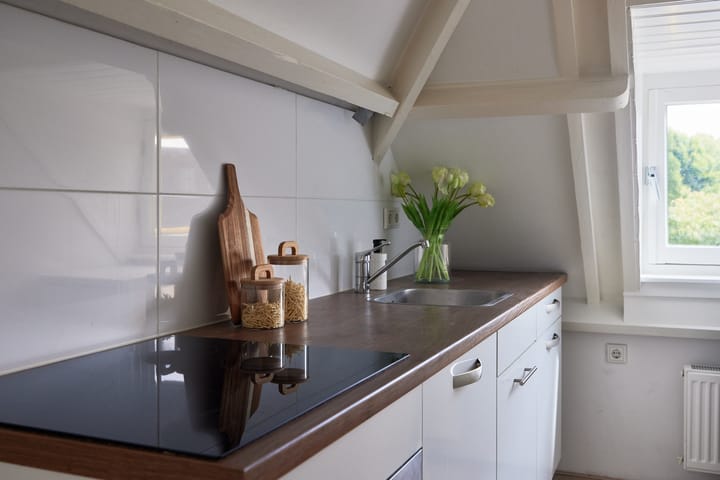 Foto 17 van Achterom 127-C