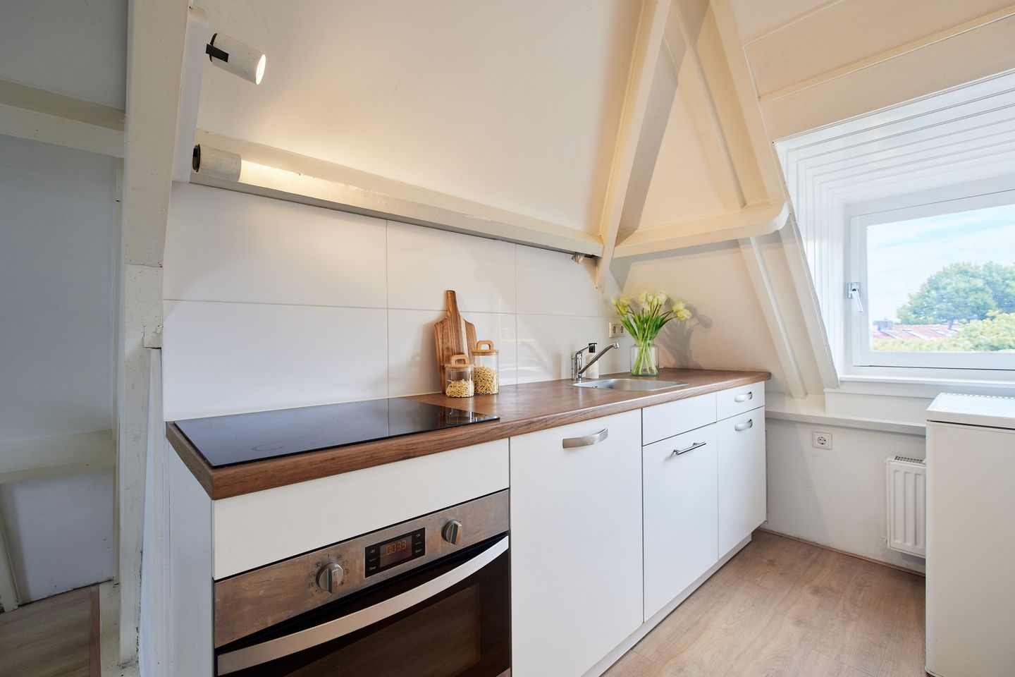 Photo 19 of Achterom 127-C