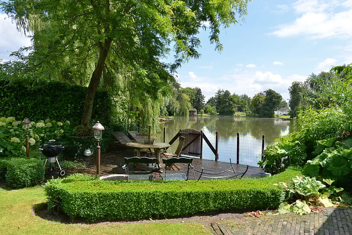 Photo 42 of Ameroever 64