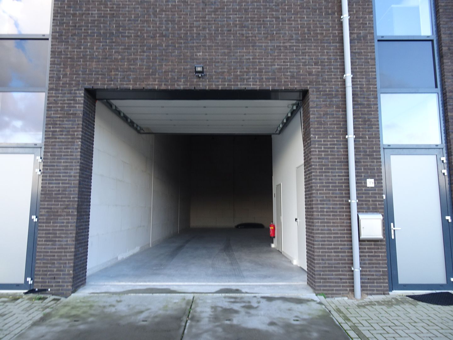Bekijk foto 2 van Chemieweg 39