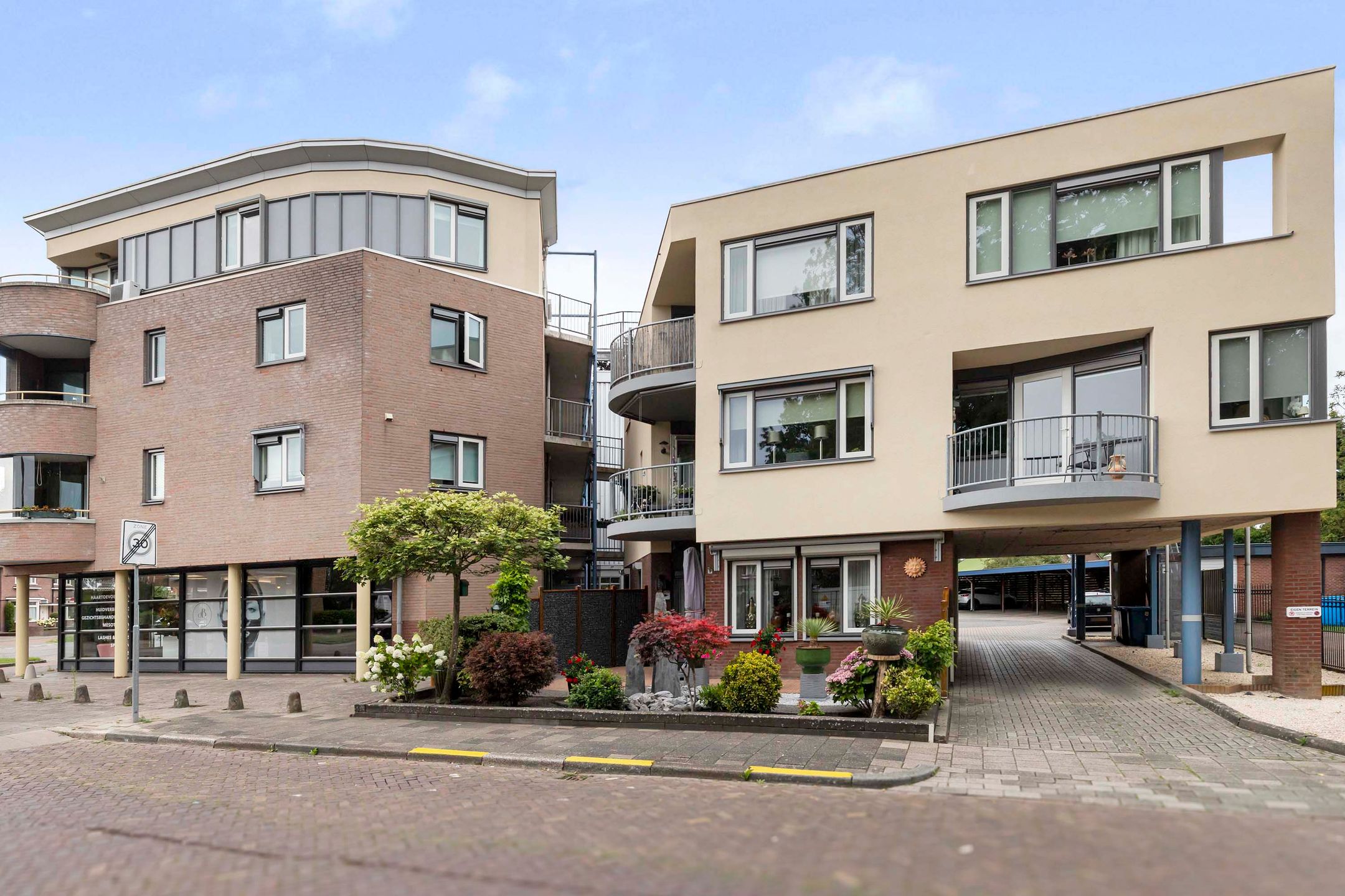 Photo 24 of Arnhemseweg 209-B