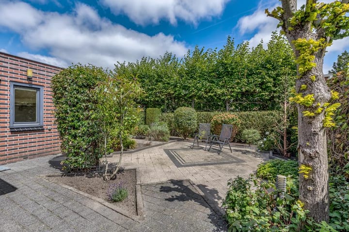 Photo 19 of Blankenweg 27