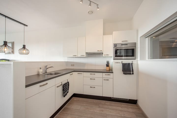 Photo 3 of Klaroenstraat 327